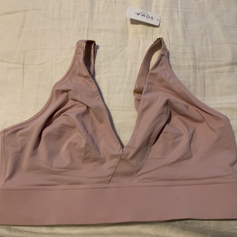 BNWT SOMA Bralette. Size XXL